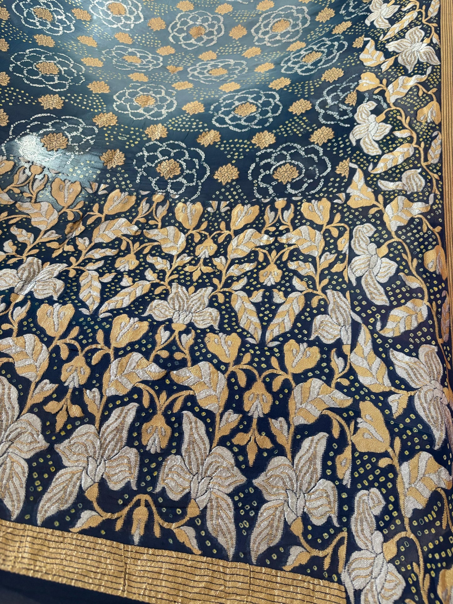 Elegant Grey Banarasi Bandhani Pure Georgette Sona Roopa Shaded Saree - Luxurion World