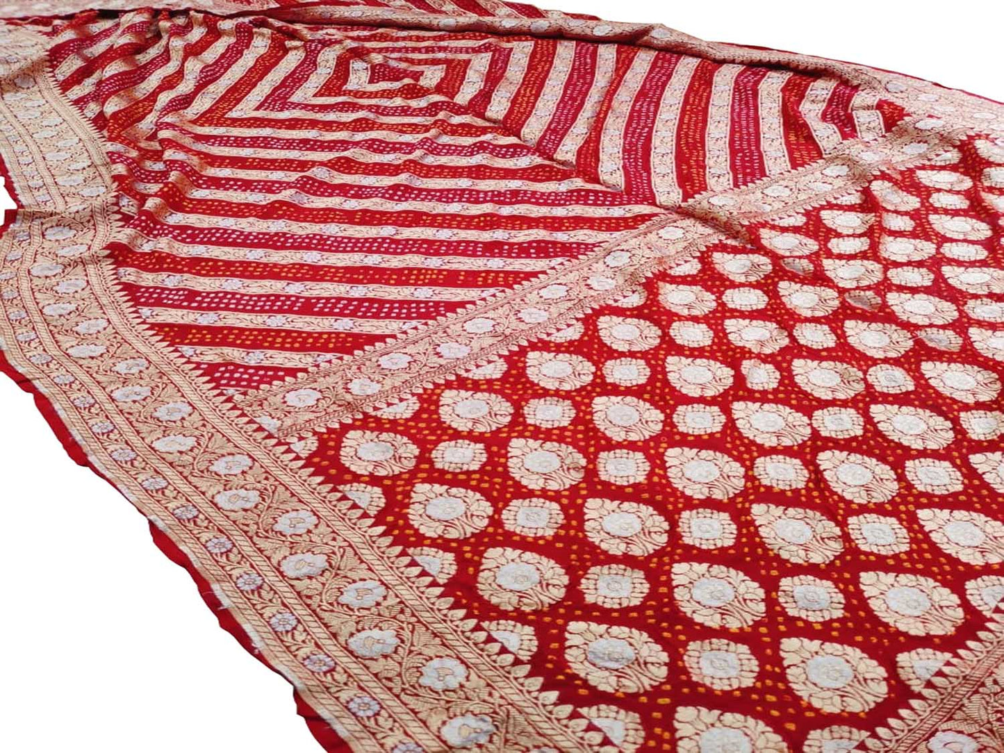 Red Georgette Banarasi Bandhani Saree - Elegant and Traditional - Luxurion World