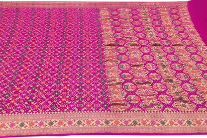 Stunning Pink Banarasi Bandhani Pure Georgette Saree - Luxurion World