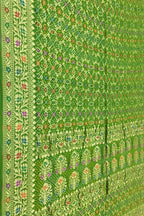 Green Banarasi Bandhani Georgette Saree - Elegant and Traditional - Luxurion World