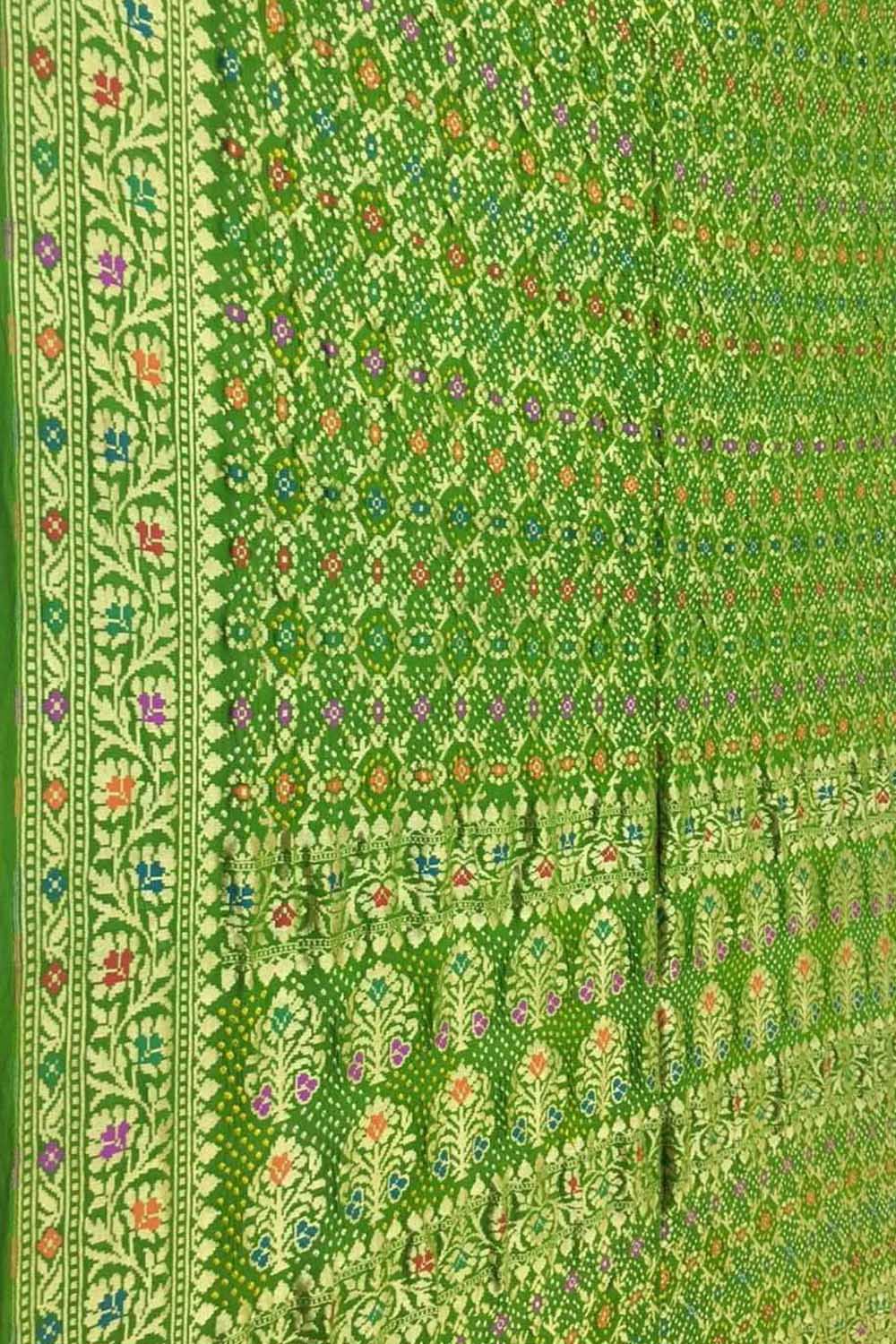 Green Banarasi Bandhani Georgette Saree - Elegant and Traditional - Luxurion World