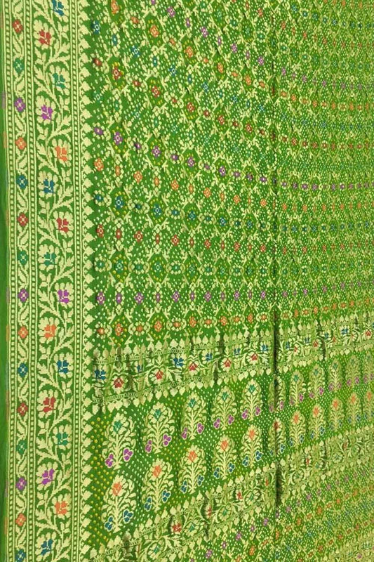 Green Banarasi Bandhani Georgette Saree - Elegant and Traditional - Luxurion World