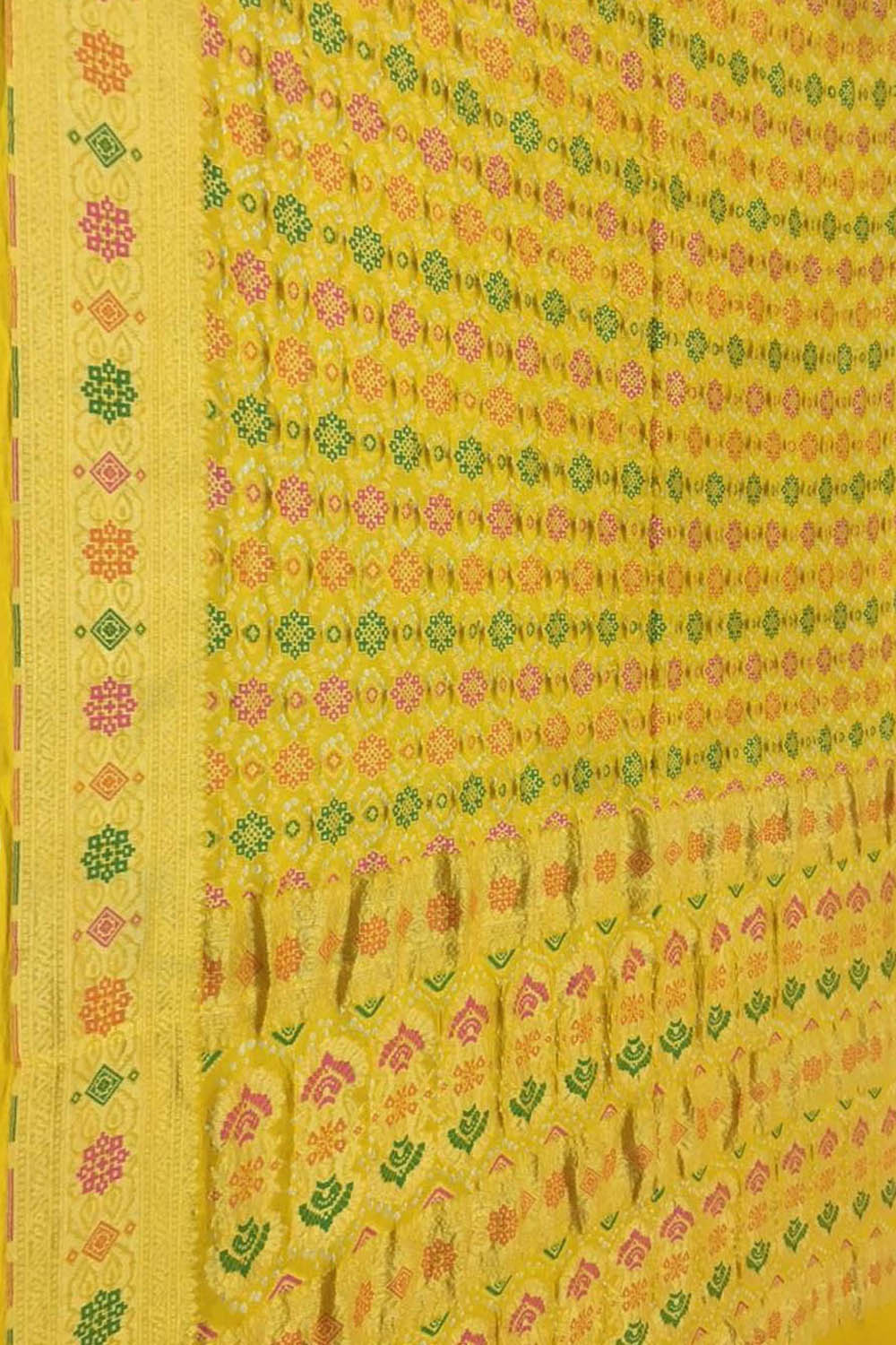 Yellow Banarasi Bandhani Georgette Saree - Elegant and Traditional - Luxurion World