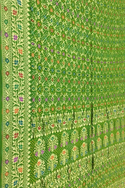 Green Banarasi Bandhani Georgette Saree - Elegant and Traditional - Luxurion World