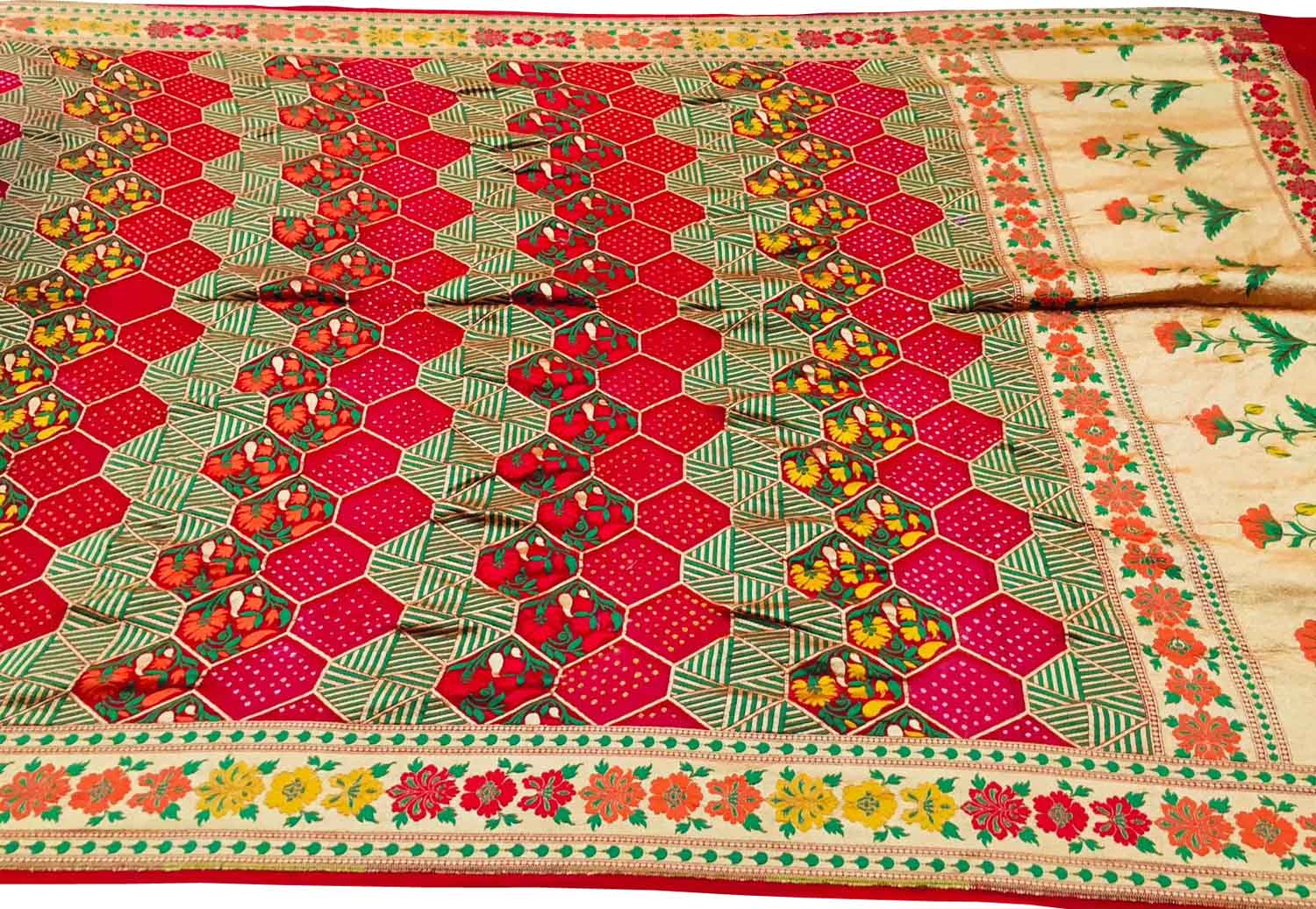 Red & Pink Pure Georgette Banarasi Bandhani Meenakari Saree - Luxurion World