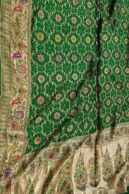 Green Banarasi Bandhani Pure Georgette Meenakari Saree - Luxurion World