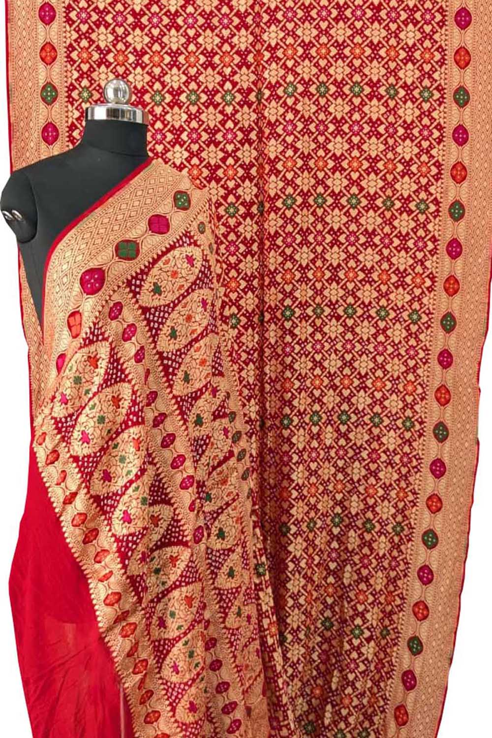 Red Banarasi Bandhani Georgette Meenakari Saree - Luxurion World