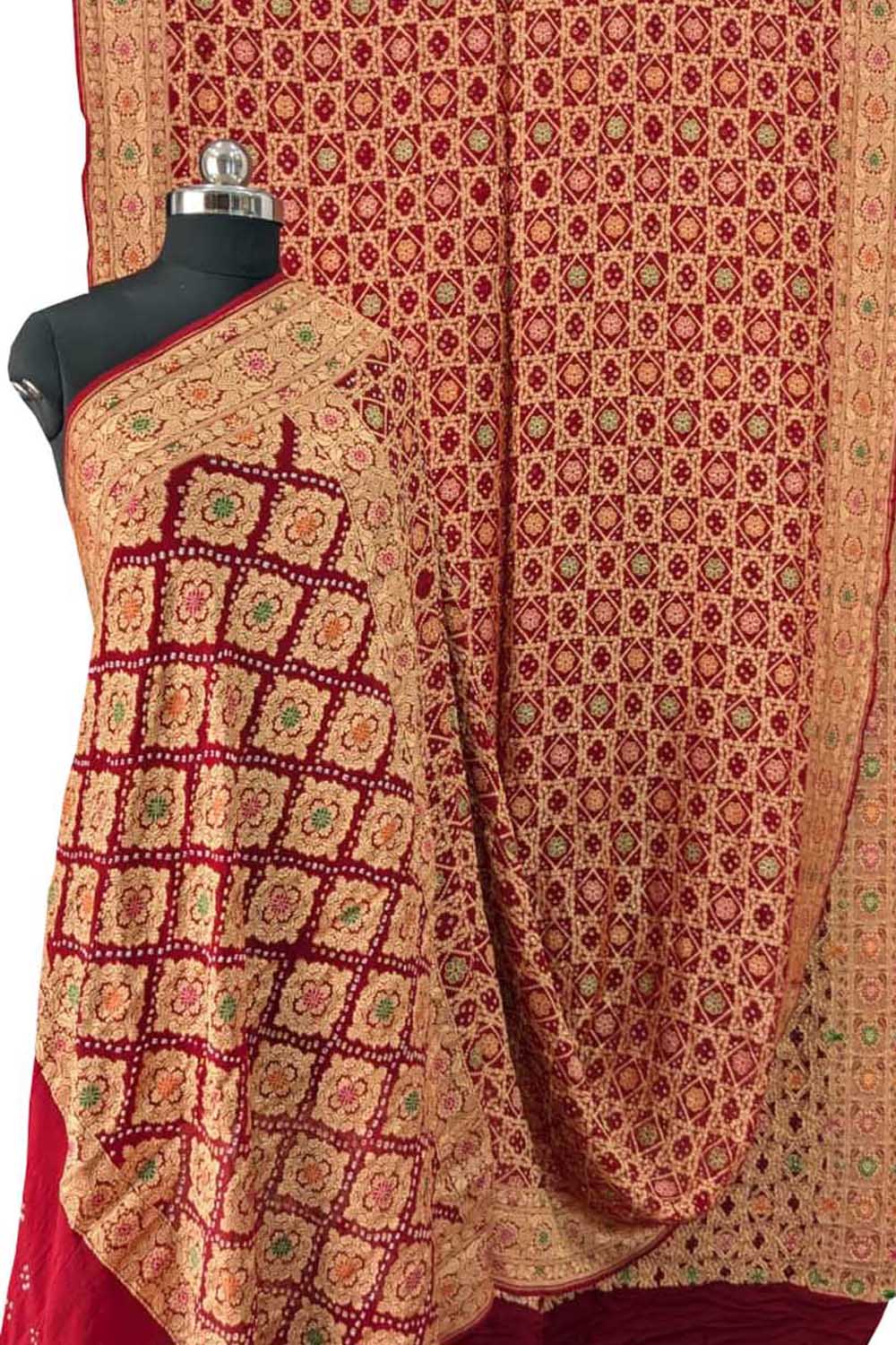Elegant Red Bandhani Georgette Meenakari Saree - Luxurion World