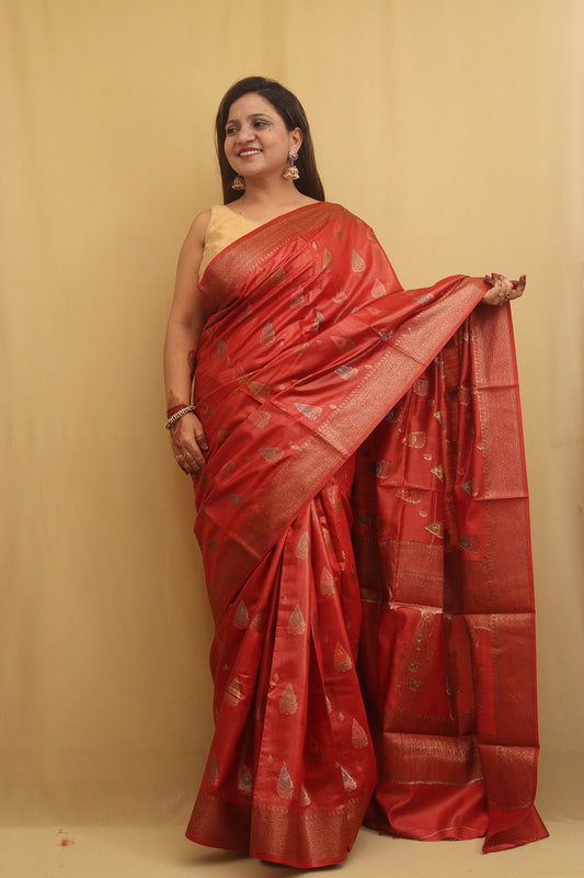 Red Bhagalpur Tussar Moonga Silk Saree - Luxurion World