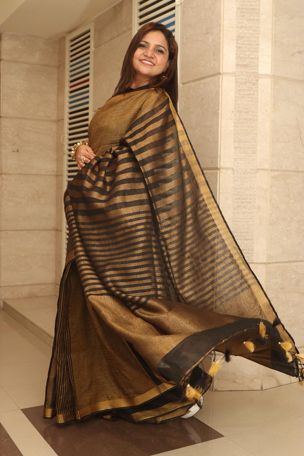 Elegant Black And Golden Bhagalpur Linen Stipes Design Saree - Luxurion World