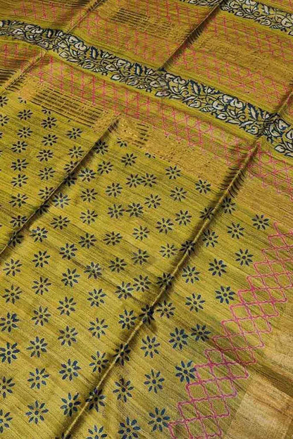 Green Block Printed Tussar Ghicha Saree - Luxurion World
