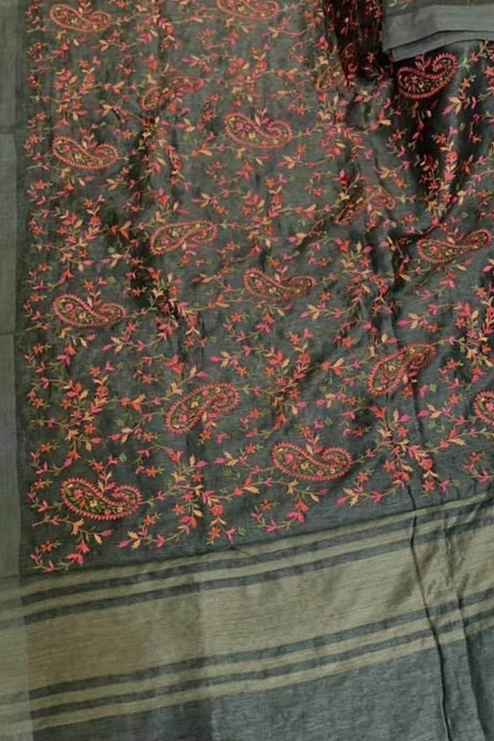 Elegant Black Linen Silk Saree with Embroidery - Luxurion World