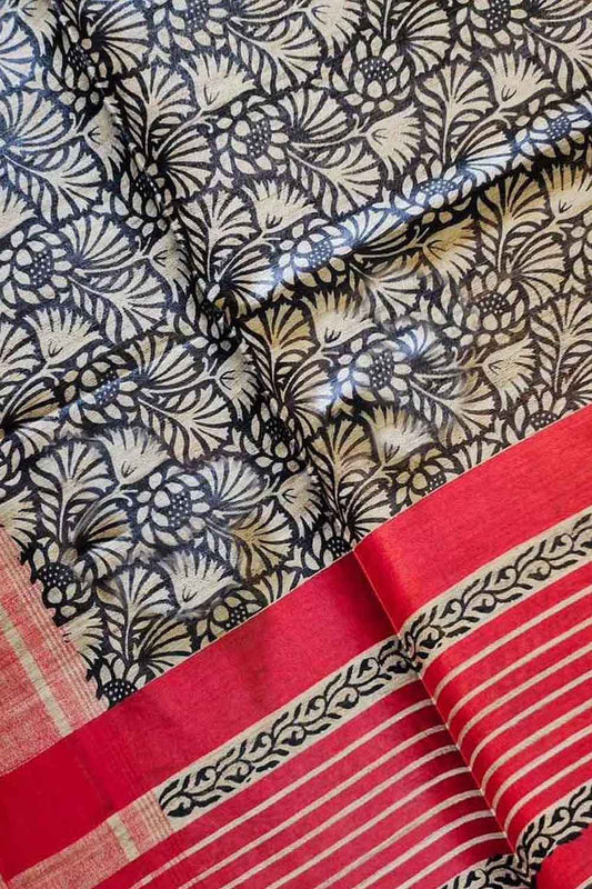 Elegant Off White Bhagalpur Pure Ghicha Tussar Silk Block Printed Saree - Luxurion World