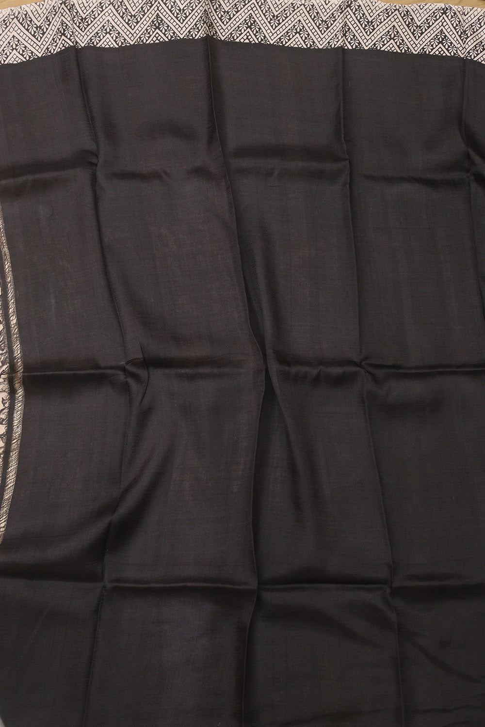 Vibrant Block Printed Bishnupuri Silk Saree: A Multicolor Masterpiece - Luxurion World