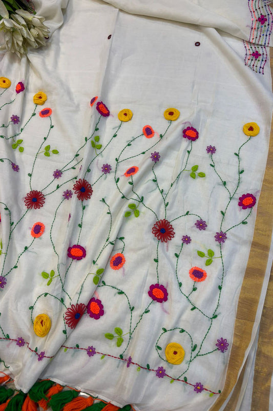 Elegant White Bengal Khadi Cotton Embroidered Flower Design Saree - Luxurion World