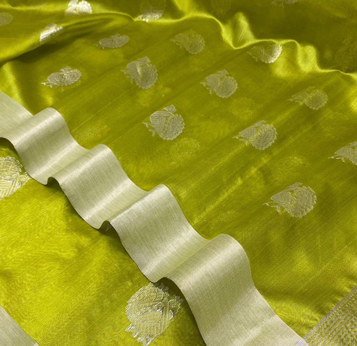 Green Chanderi Handloom Pure Katan Silk Saree - Luxurion World
