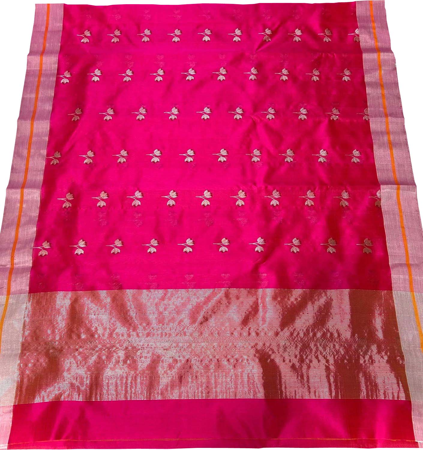 Beautiful Pink Chanderi Silk Saree - Handloom Perfection - Luxurion World