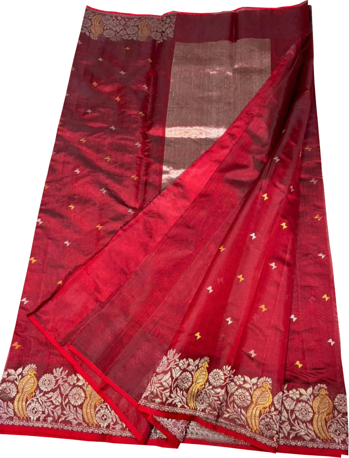Red Chanderi Silk Saree: Elegant and Luxurious - Luxurion World