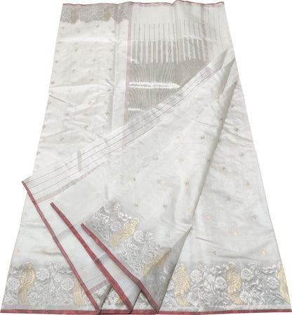 Chic Off White Chanderi Silk Saree - Handloom Elegance - Luxurion World