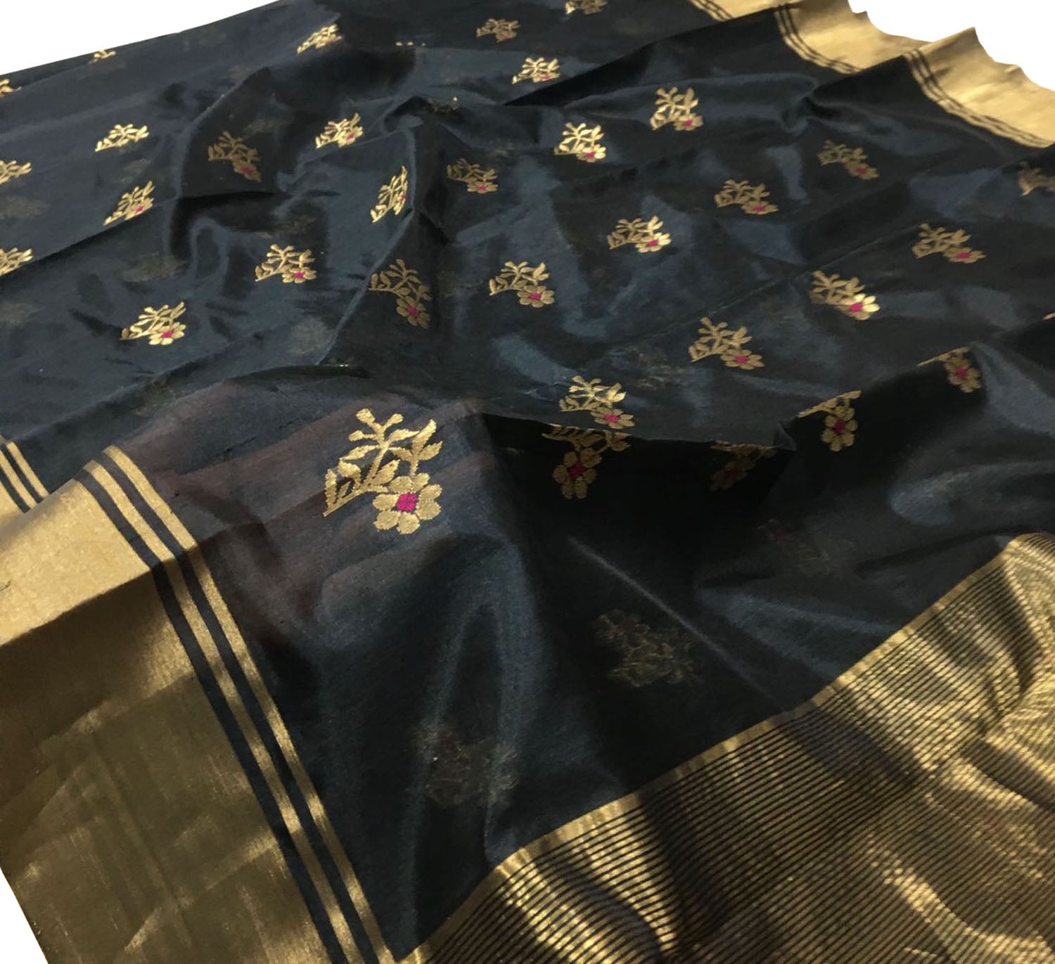 Elegant Black Chanderi Handloom Silk Saree - Luxurion World
