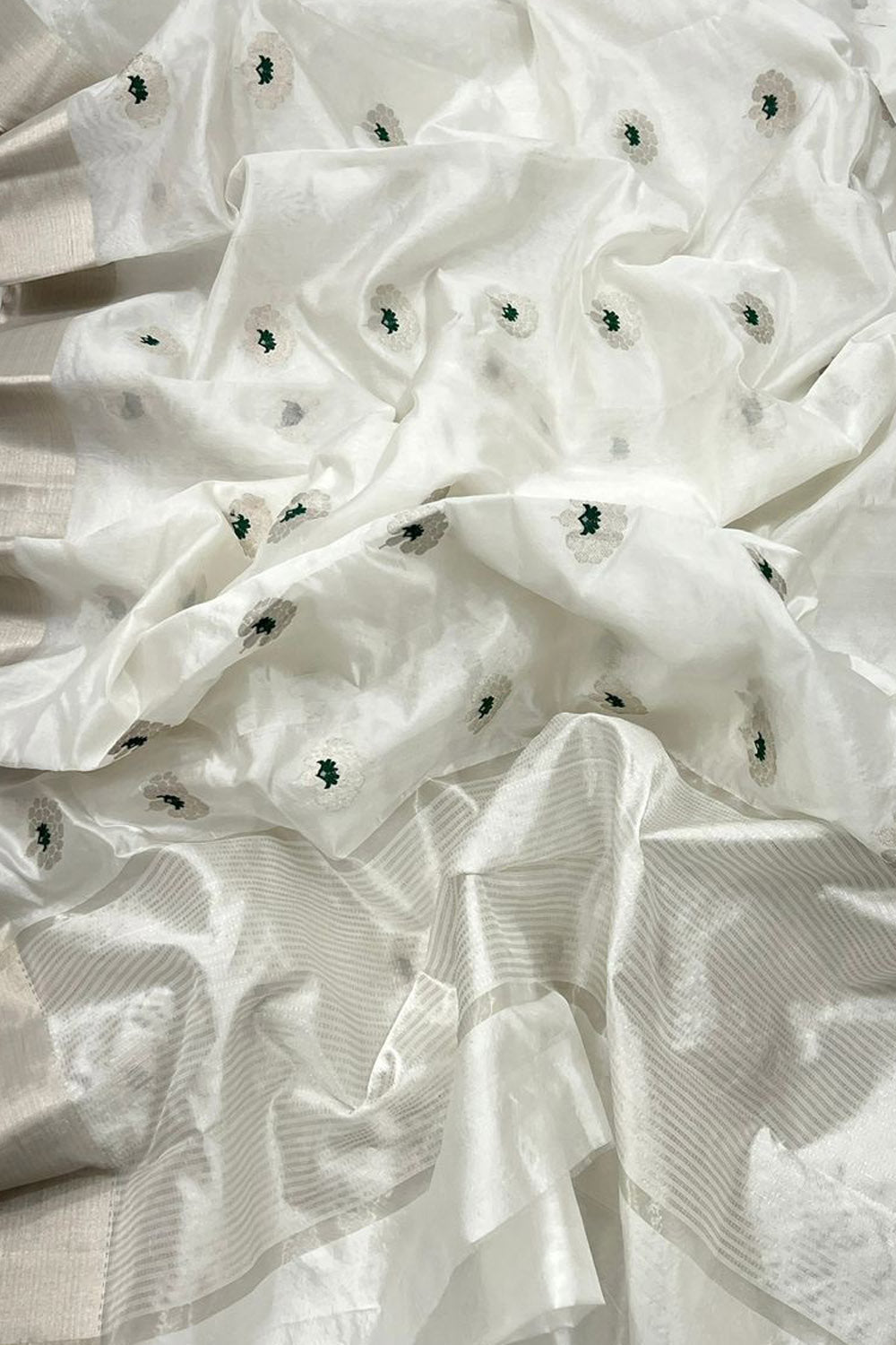 Elegant Off White Chanderi Silk Saree - Luxurion World