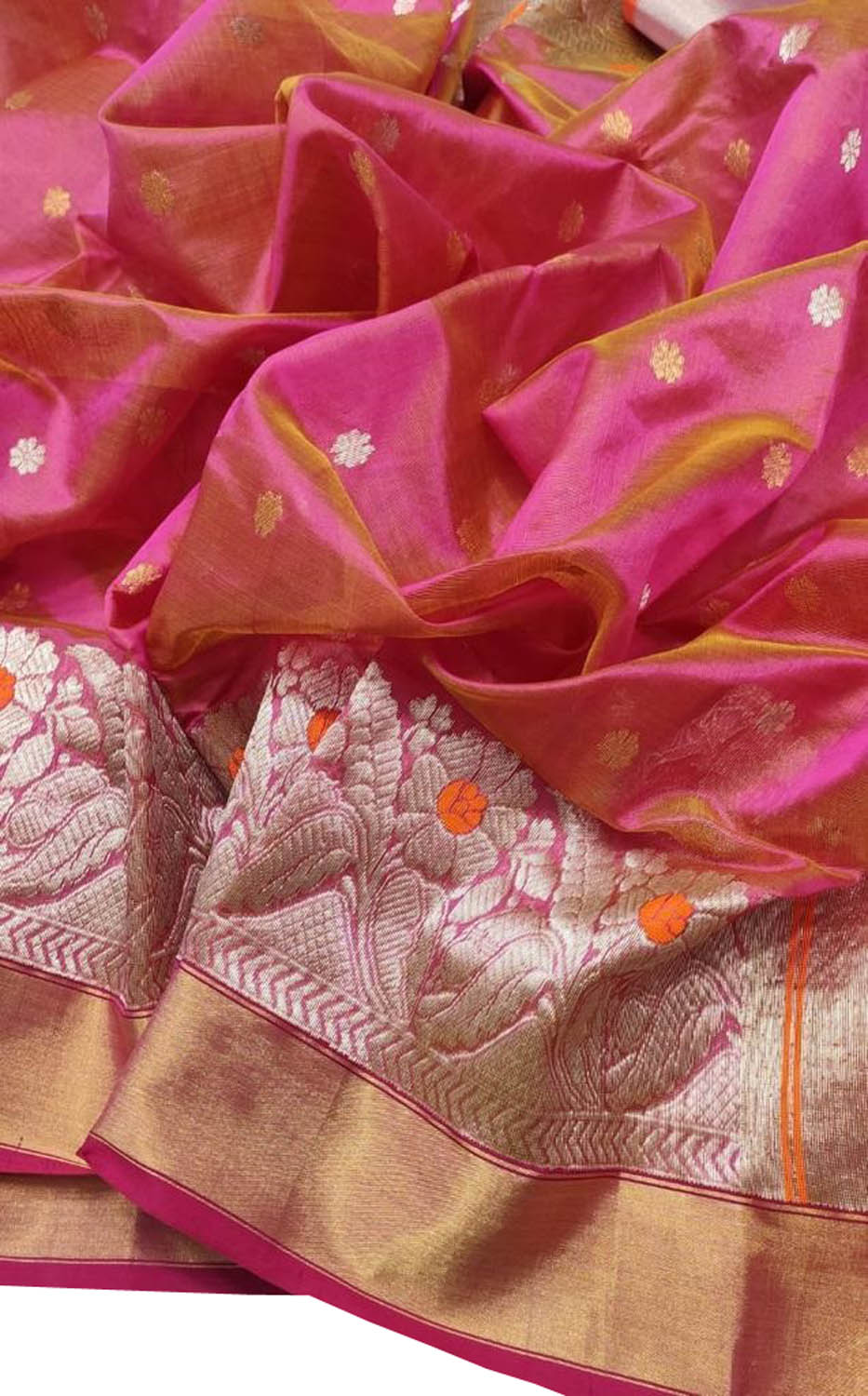 Chic Pink Shot Handloom Chanderi Pure Silk Small Booti Design Saree - Luxurion World