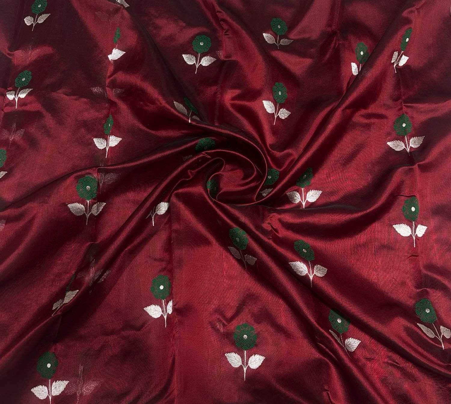 Maroon Chanderi Handloom Pure Silk Flower Design Saree - Luxurion World