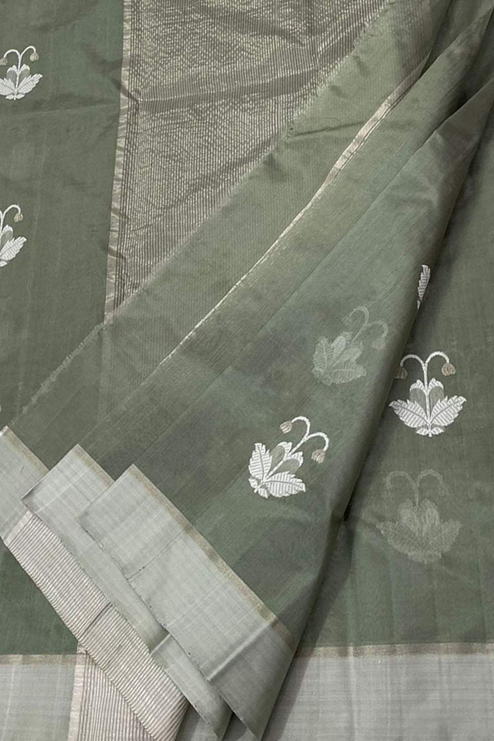 Grey Chanderi Handloom Pure Silk Saree - Luxurion World