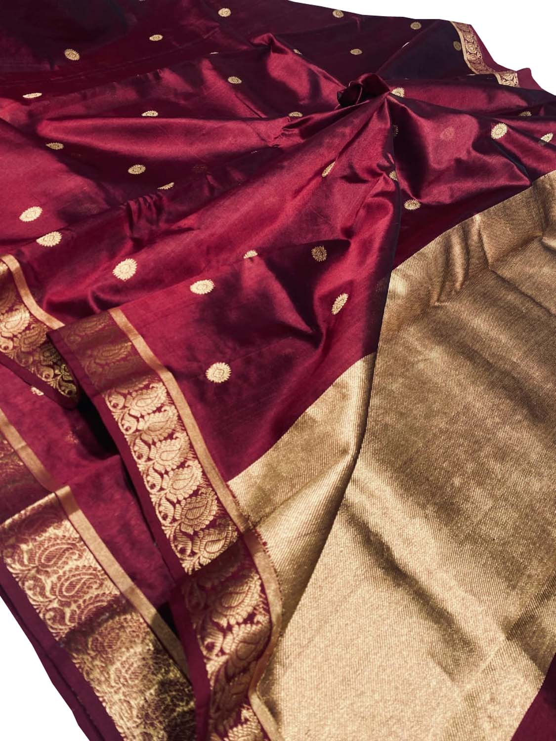 Exquisite Maroon Chanderi Handloom Pure Silk Booti Design Saree - Luxurion World