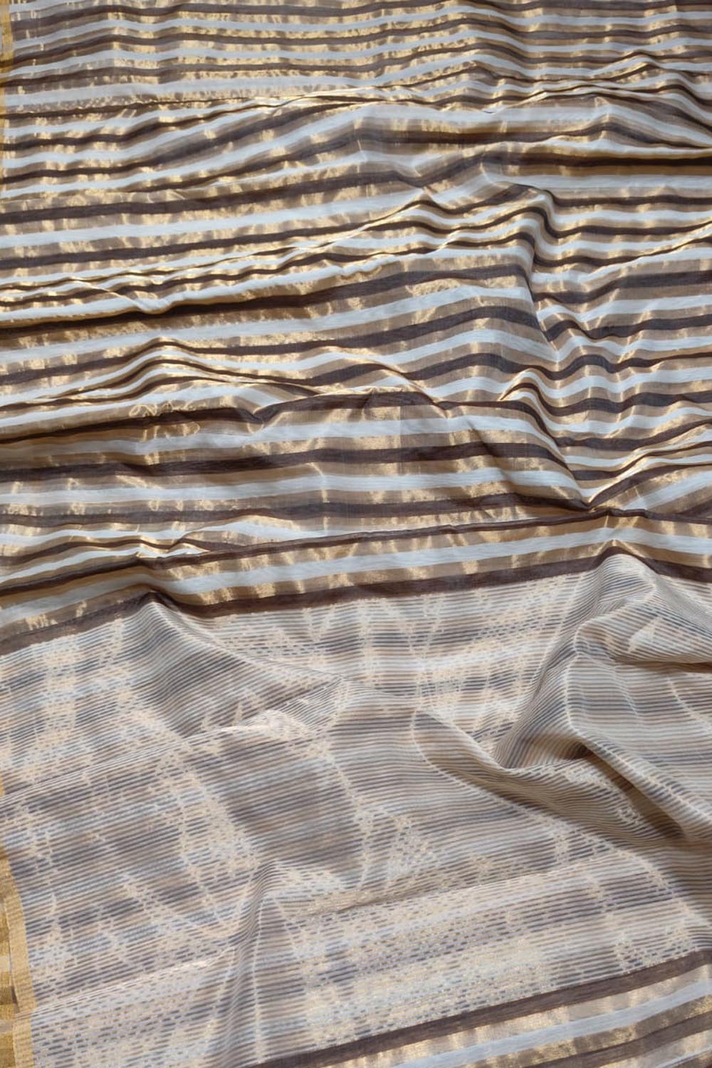 Golden Chanderi Handloom Pure Cotton Silk Stripes Design Saree - Luxurion World