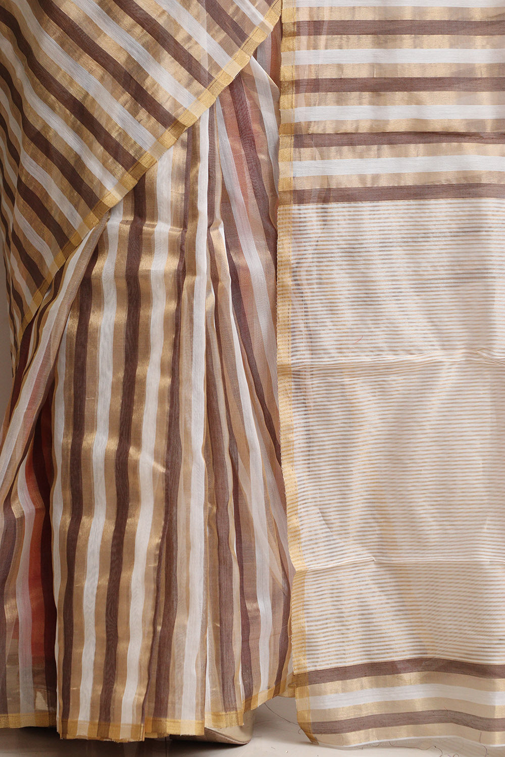 Golden Chanderi Handloom Pure Cotton Silk Stripes Design Saree - Luxurion World