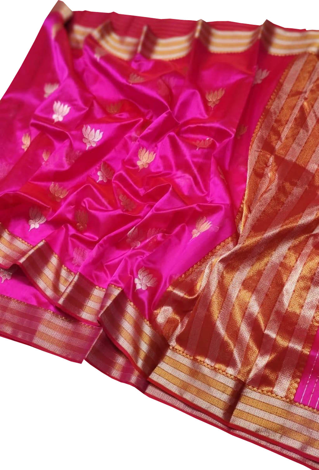 Pink Chanderi Handloom Pure Silk Flower Design Saree - Luxurion World