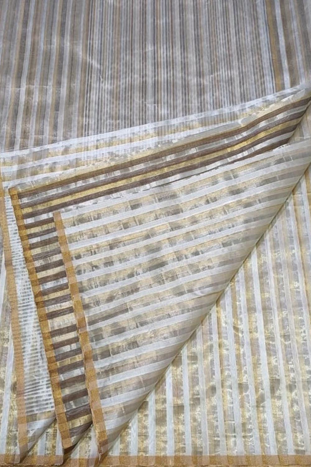 Elegant Off White Pure Silk Chanderi Handloom Saree - Luxurion World