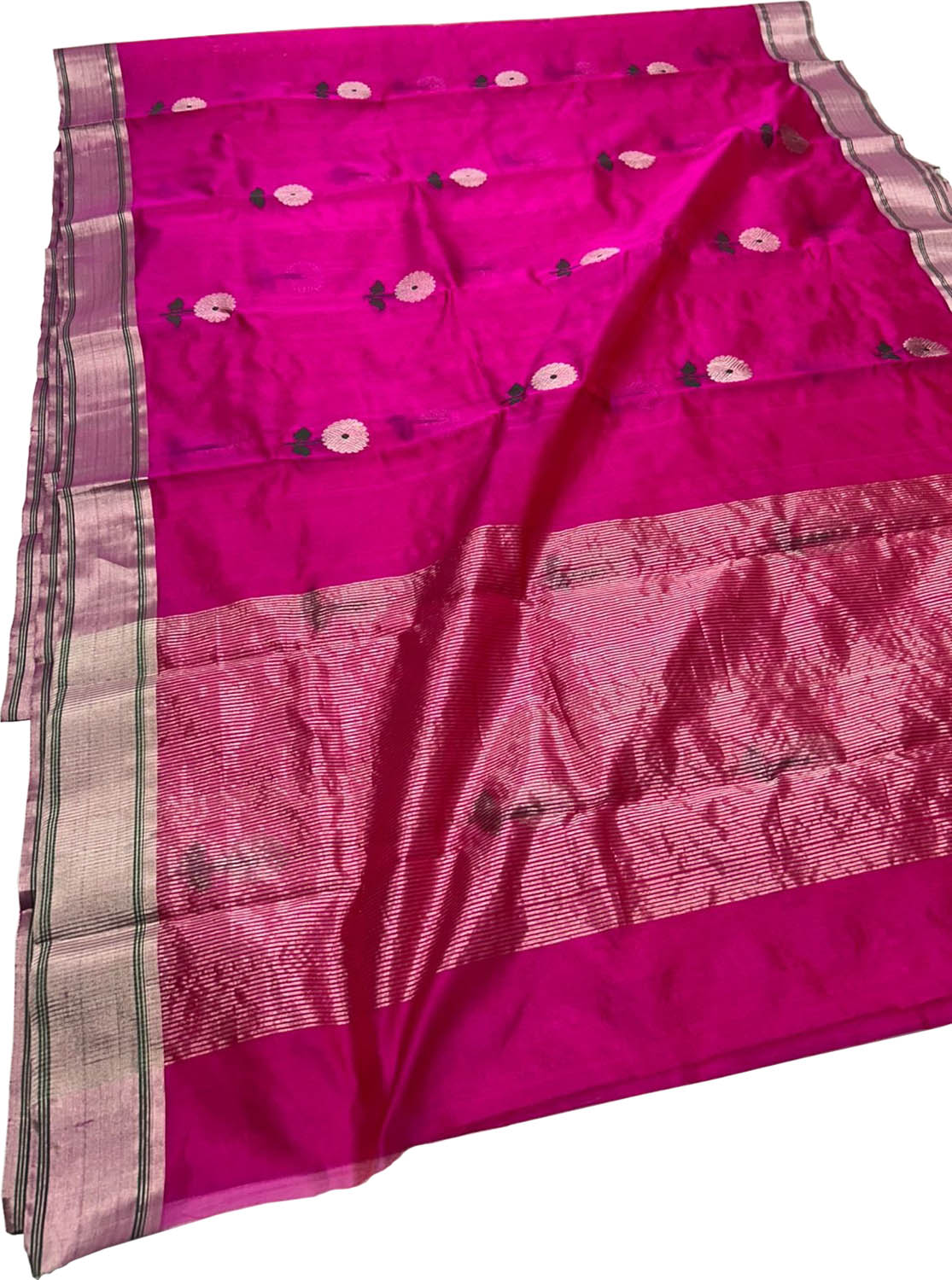 Pink Pure Katan Silk Chanderi Handloom Flower Design Saree - Luxurion World