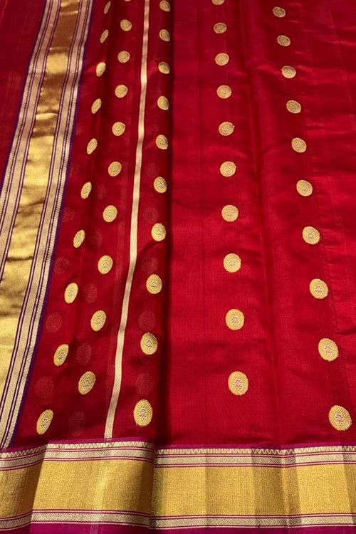 Red Exclusive Pure Pattu Silk Ek Naal Border And Motif Chanderi Saree - Luxurion World