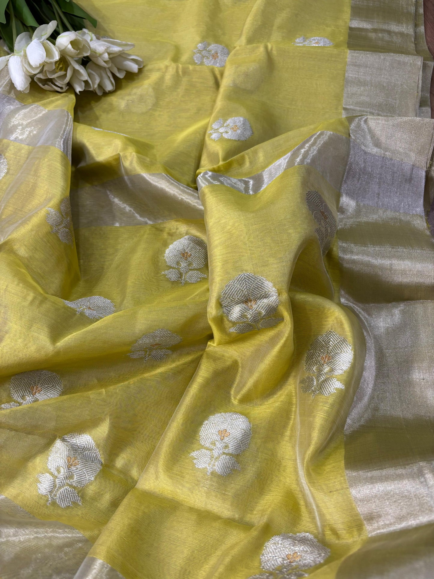 Yellow Chanderi Handloom Pure Silk Flower Design Saree - Luxurion World