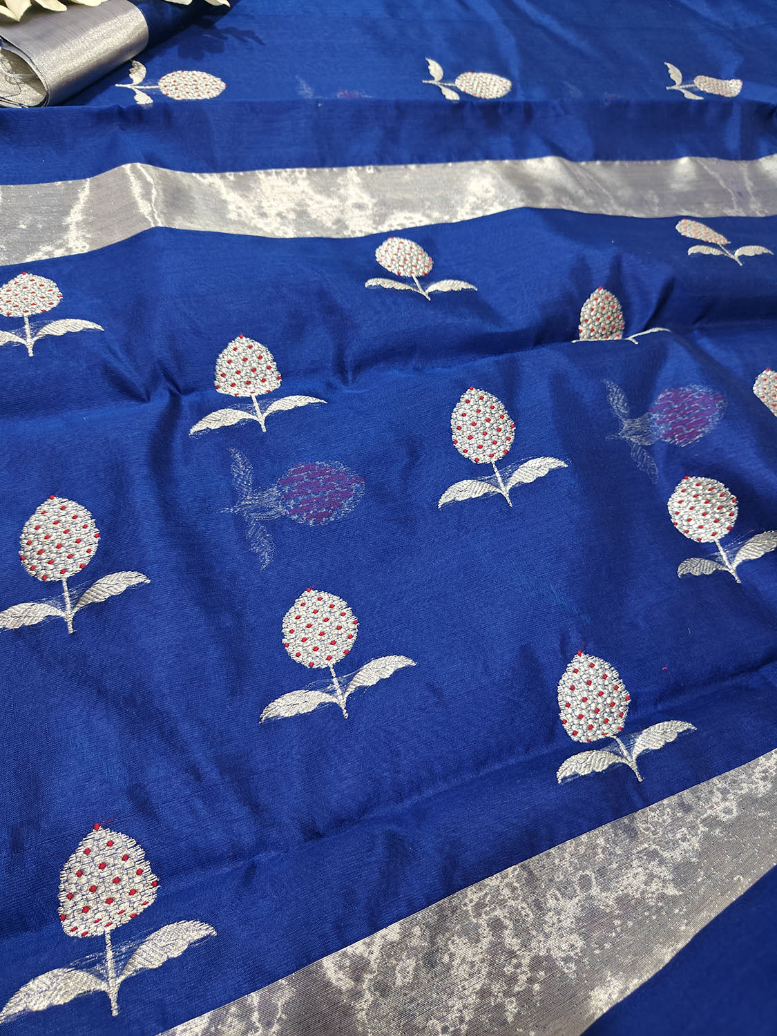 Blue Chanderi Handloom Pure Silk Flower Design Saree - Luxurion World