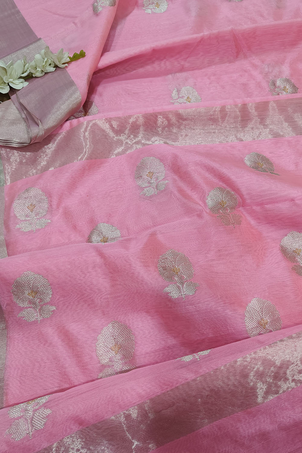 Pink Chanderi Handloom Pure Silk Flower Design Saree - Luxurion World