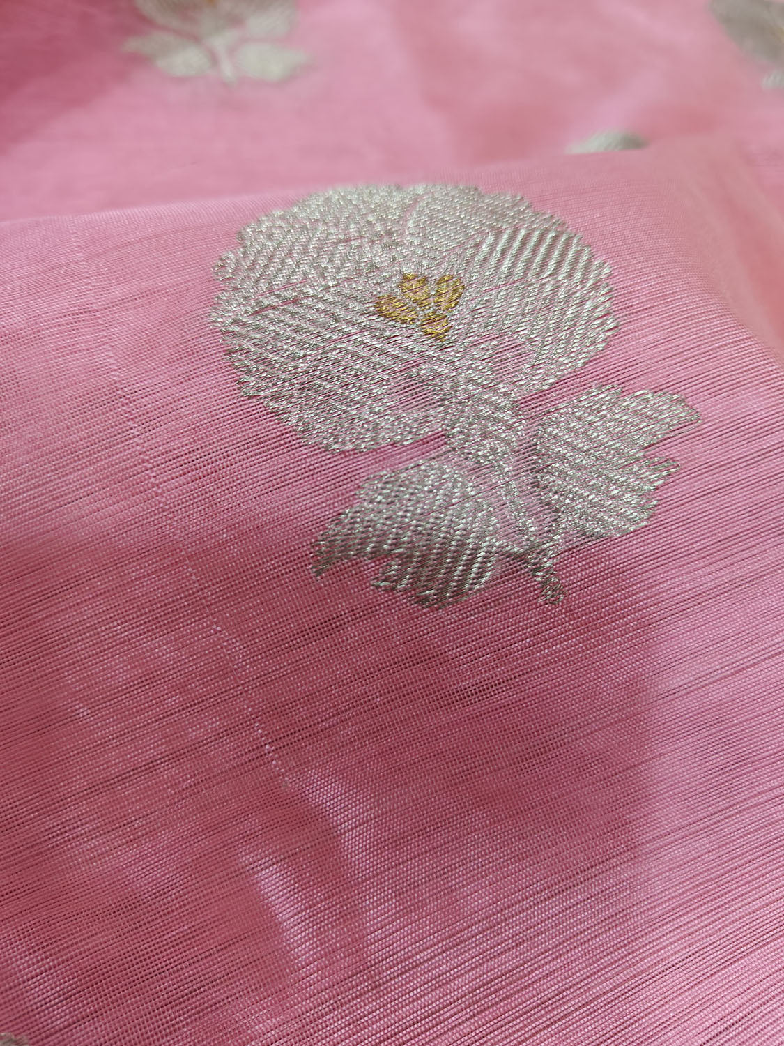 Pink Chanderi Handloom Pure Silk Flower Design Saree - Luxurion World