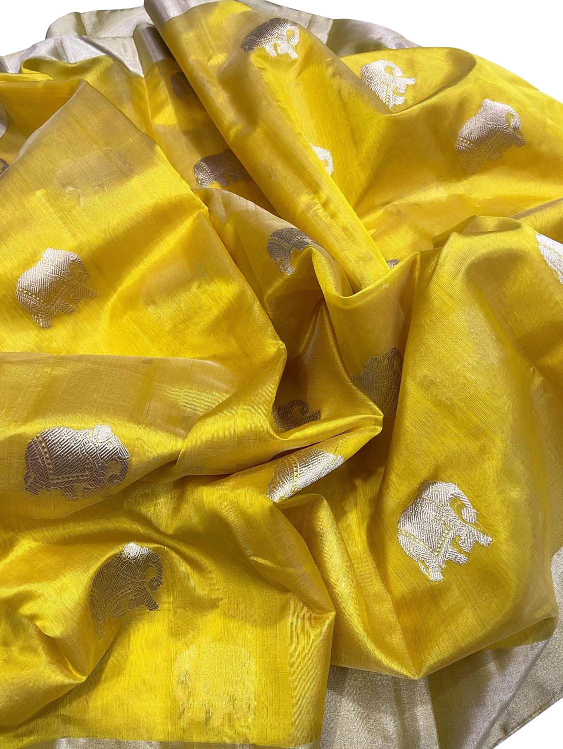Exquisite Yellow Chanderi Handloom Pure Silk Saree: A Timeless Elegance - Luxurion World