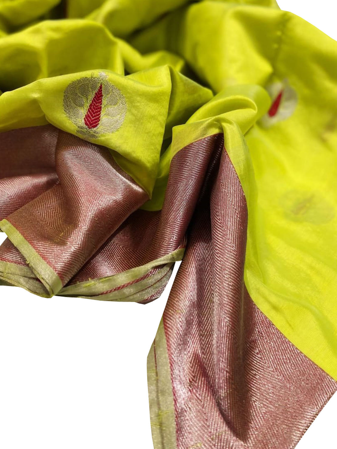 Ethically Made Green Silk Saree: Chanderi Handloom - Luxurion World