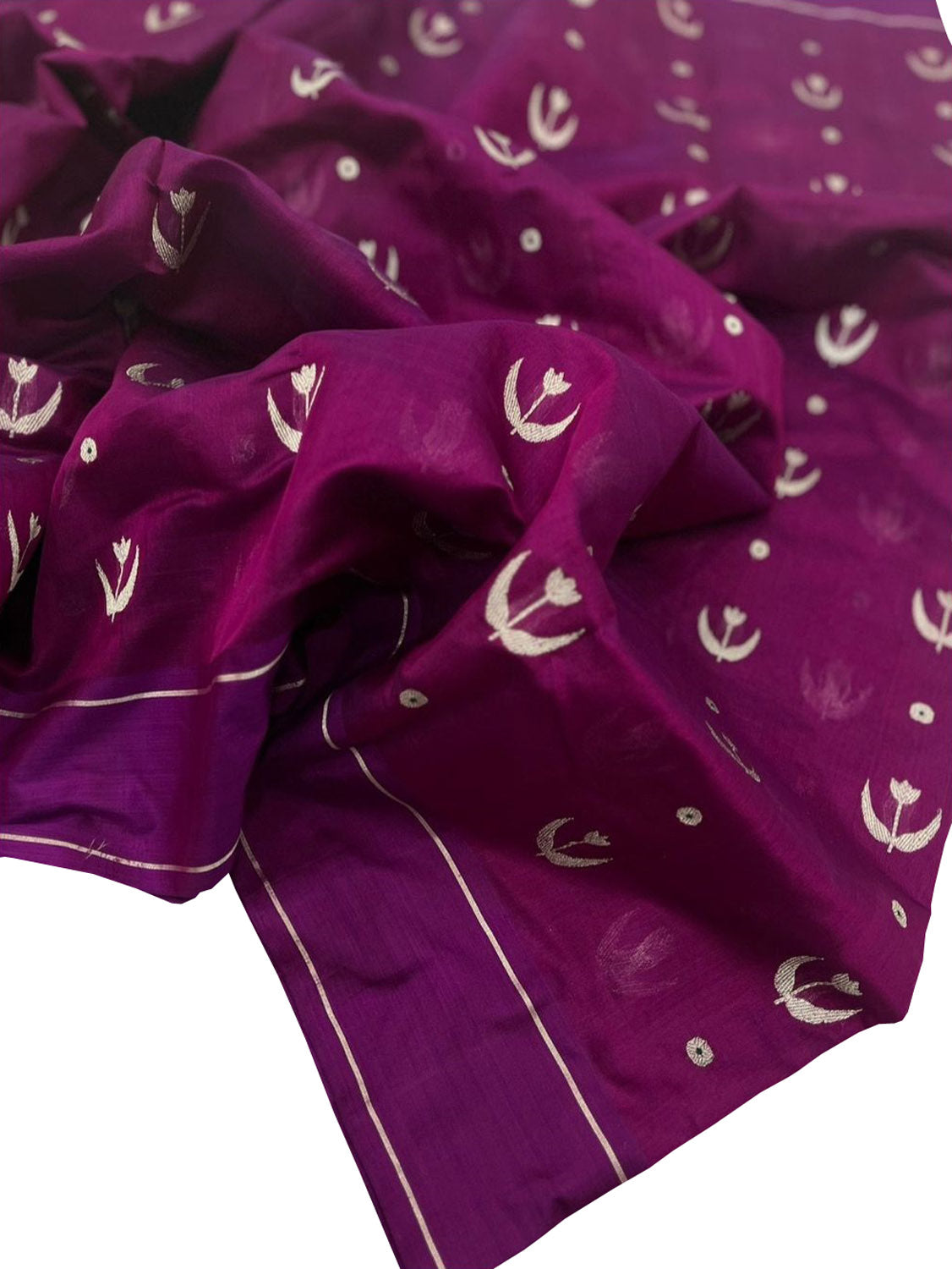 Elegant Purple Silk Saree: Handloom Chanderi Beauty - Luxurion World
