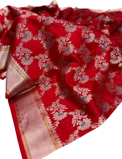 Stunning Red Chanderi Silk Saree - Handloom Beauty - Luxurion World