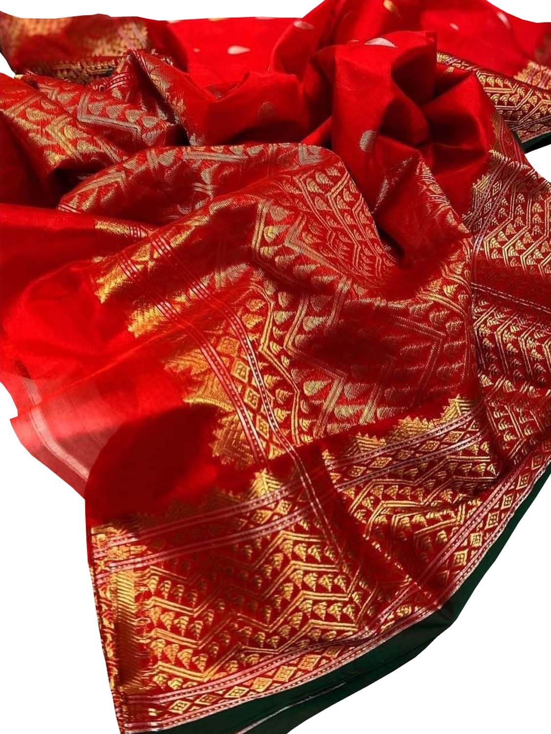 Stunning Red Chanderi Silk Saree - Handloom Beauty - Luxurion World