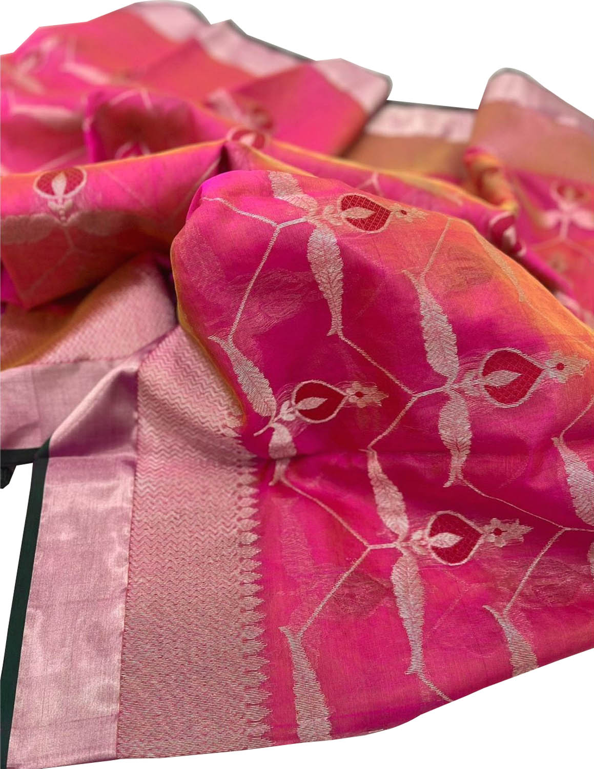 Beautiful Pink Shot Chanderi Handloom Pure Silk Saree - Luxurion World