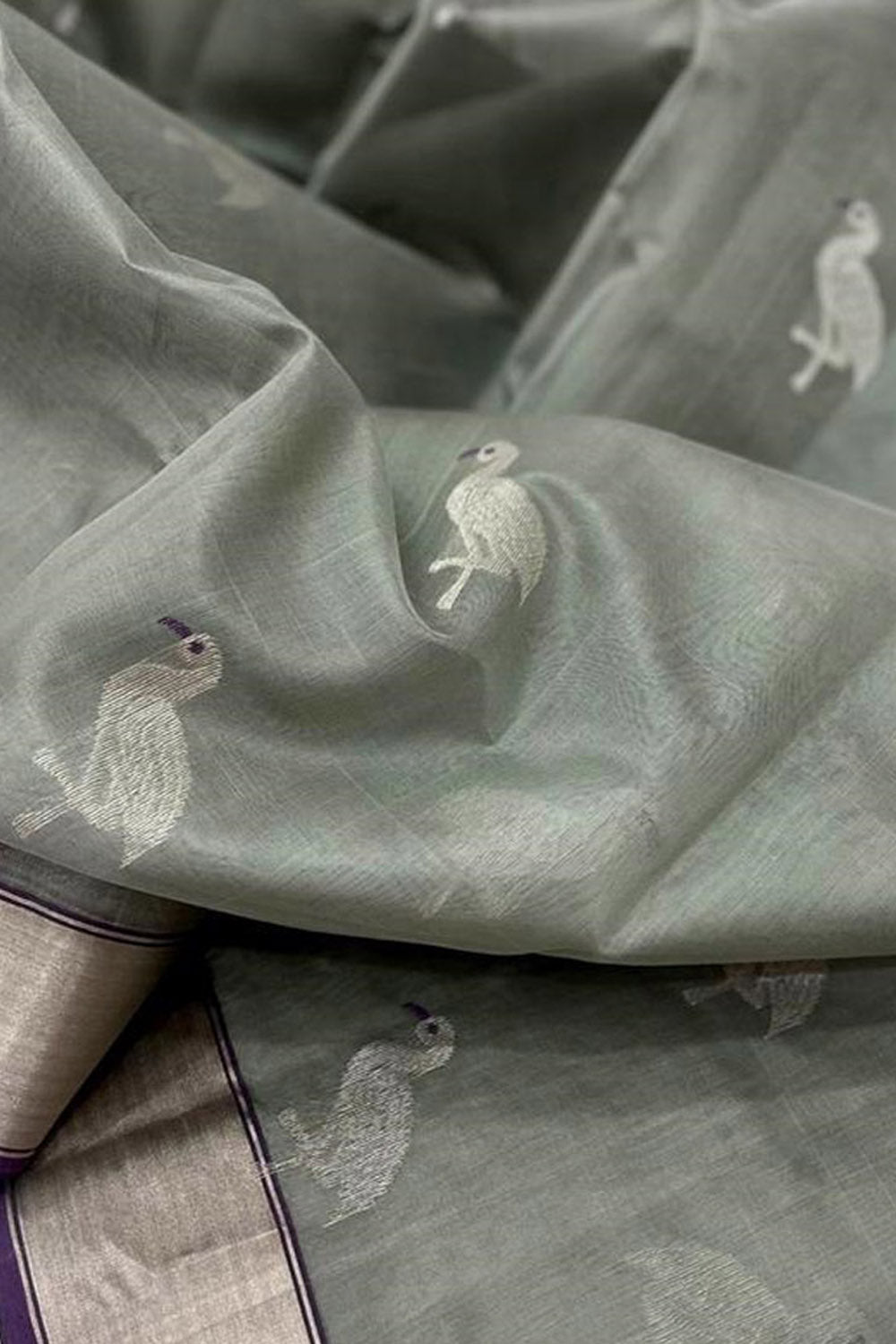 Grey Chanderi Handloom Pure Silk Bird Design Saree - Luxurion World