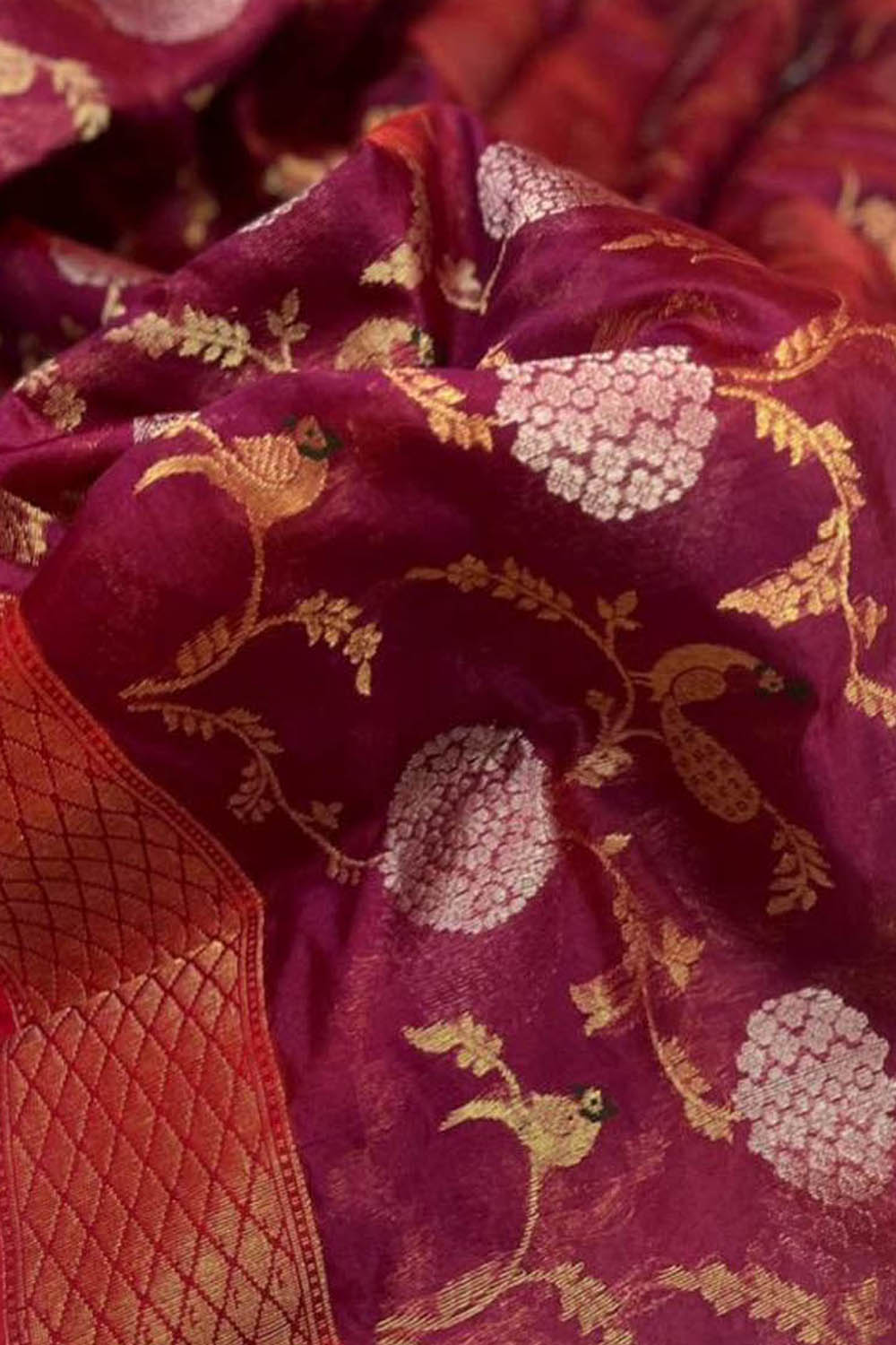 Elegant Maroon Chanderi Handloom Pure Silk Flower Design Saree - Luxurion World