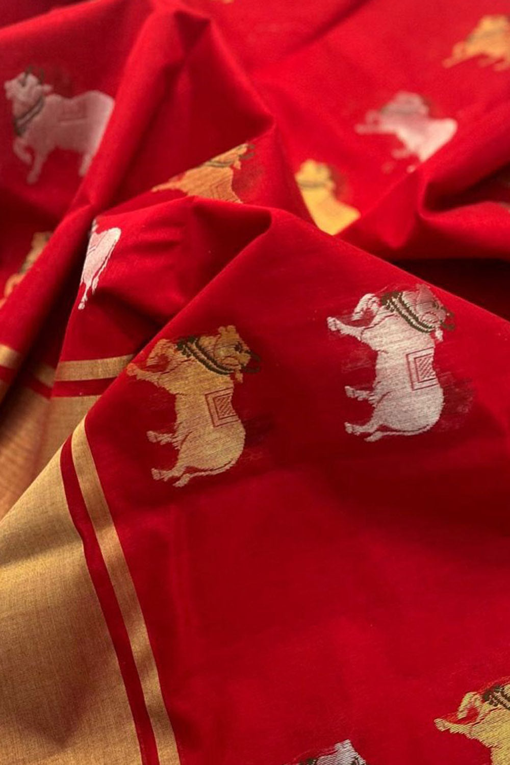 Red Chanderi Handloom Silk Cotton Cow Design Sona Roopa Saree - Luxurion World