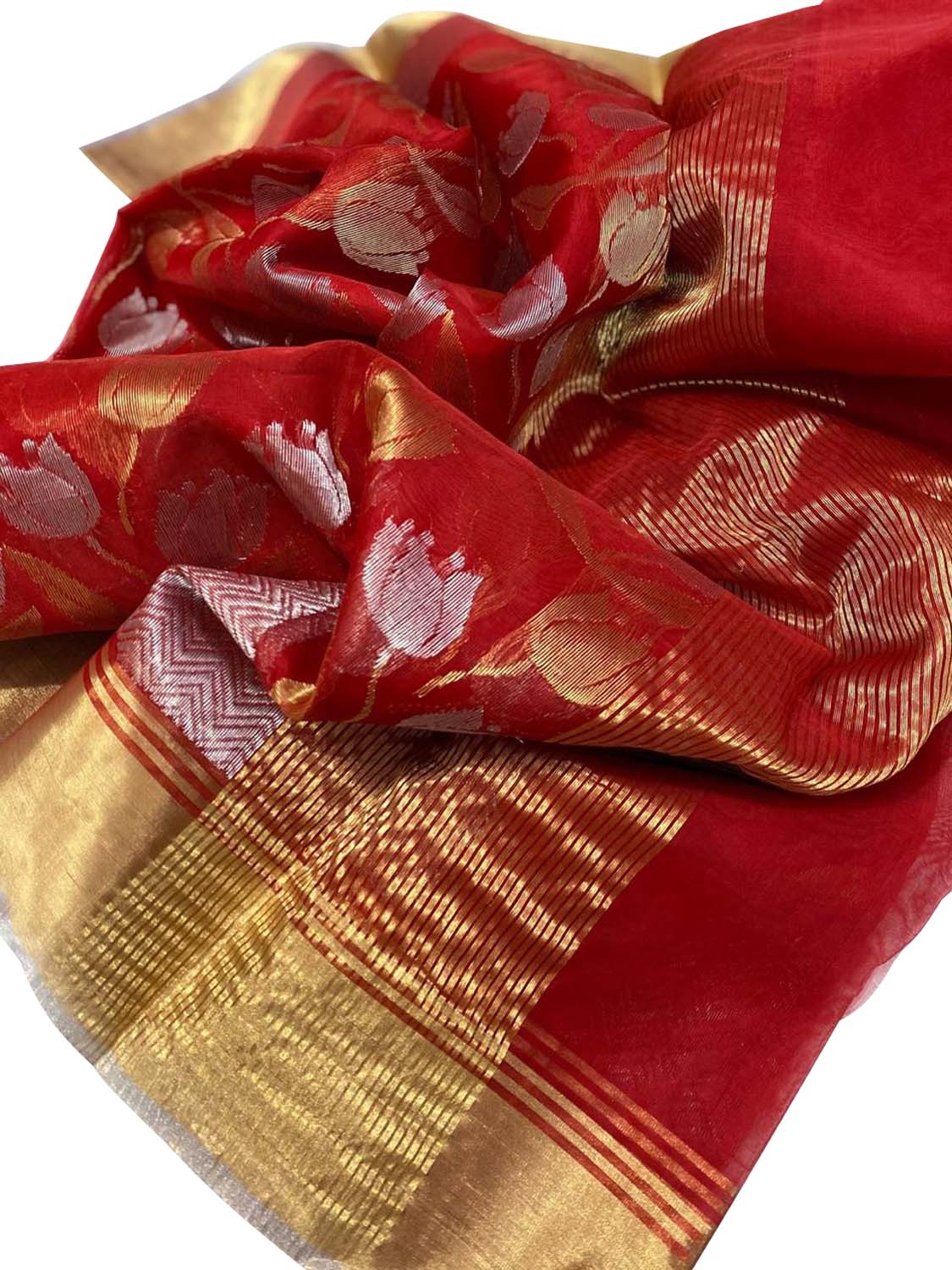 Red Chanderi Handloom Silk Flower Design Saree - Luxurion World