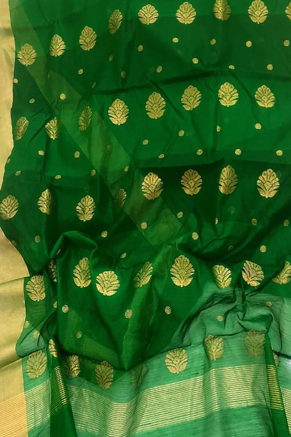 Green Chanderi Handloom Silk Cotton Flower Design Saree - Luxurion World